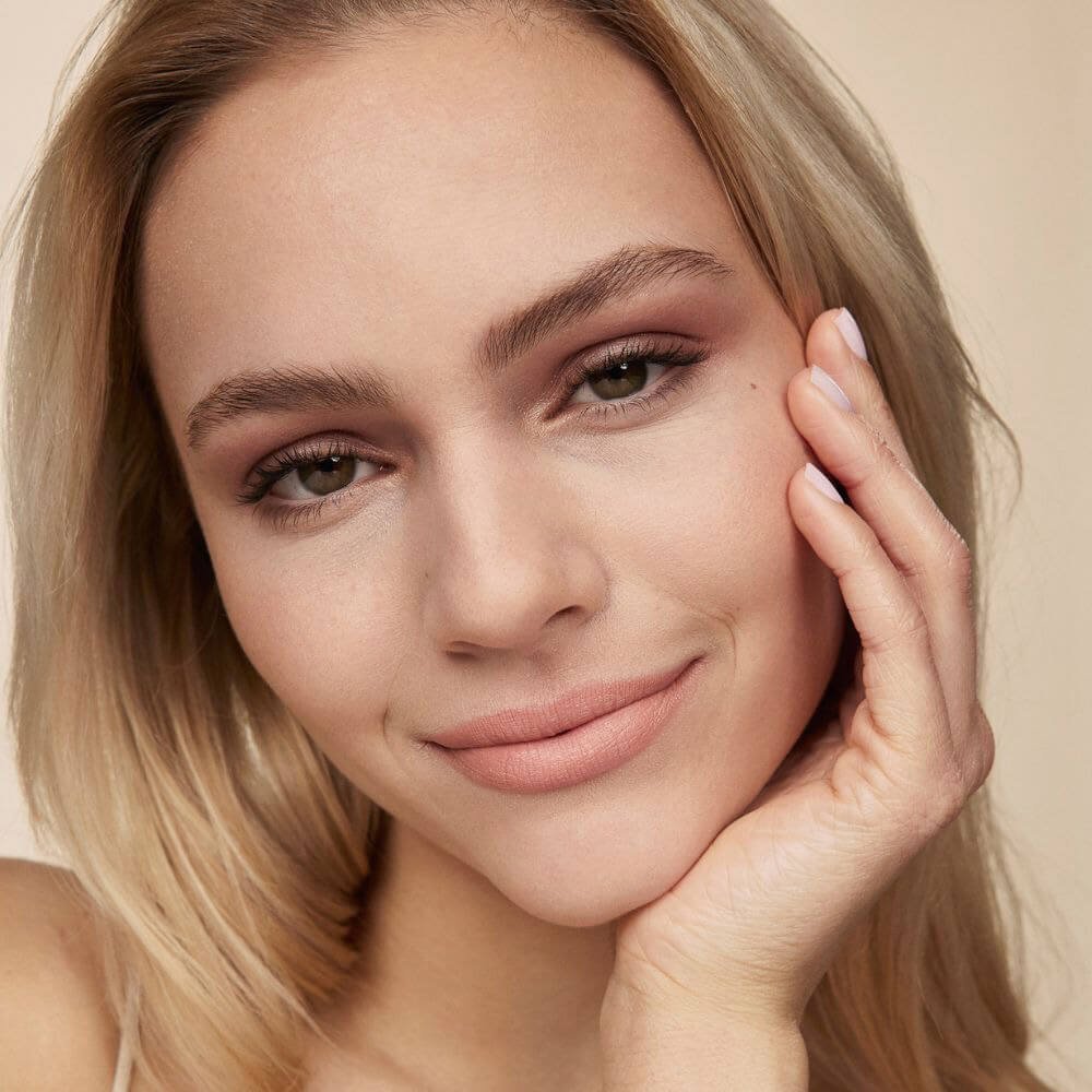 BYENA Beauty Lippen Beyond Lipstick