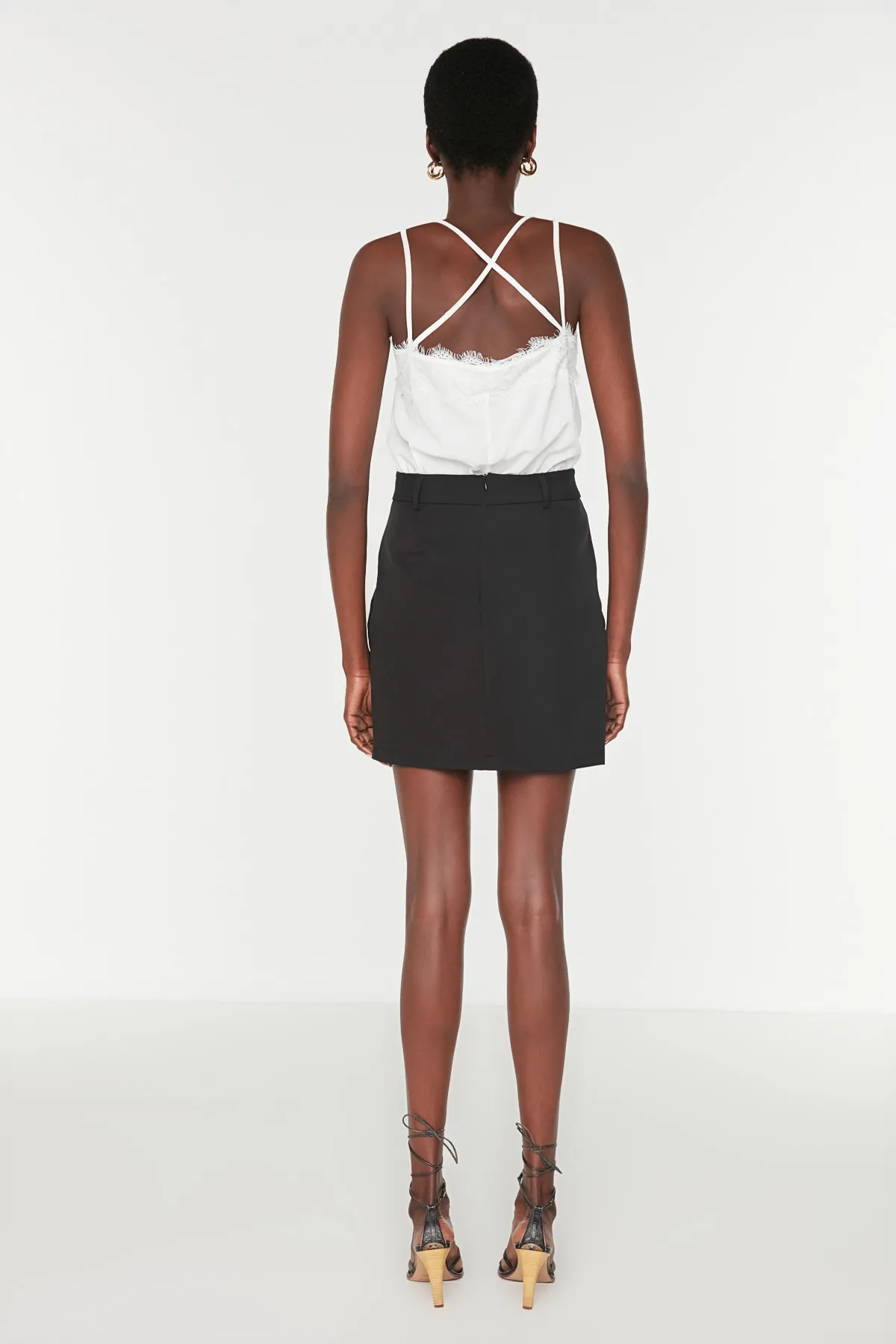 Trendyol Collection  Gerade geschnittener Bleistift-Minirock - Schwarzes Gürteldetail, gewebt, TWOSS19ST0201
