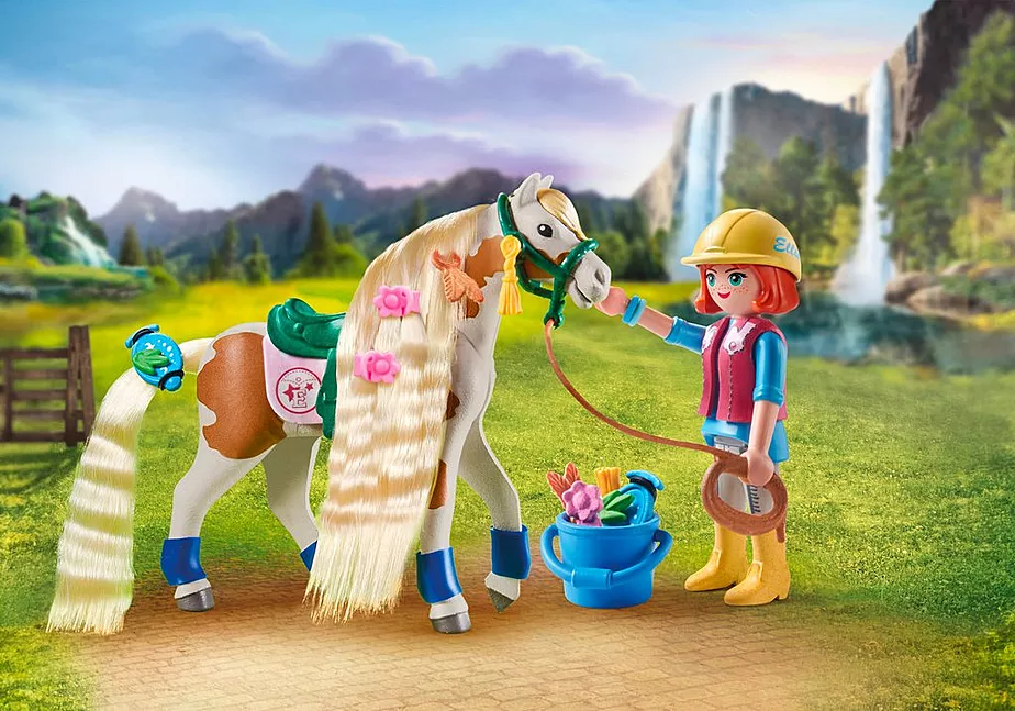 Ellie & Pferd mit Kreppeisen