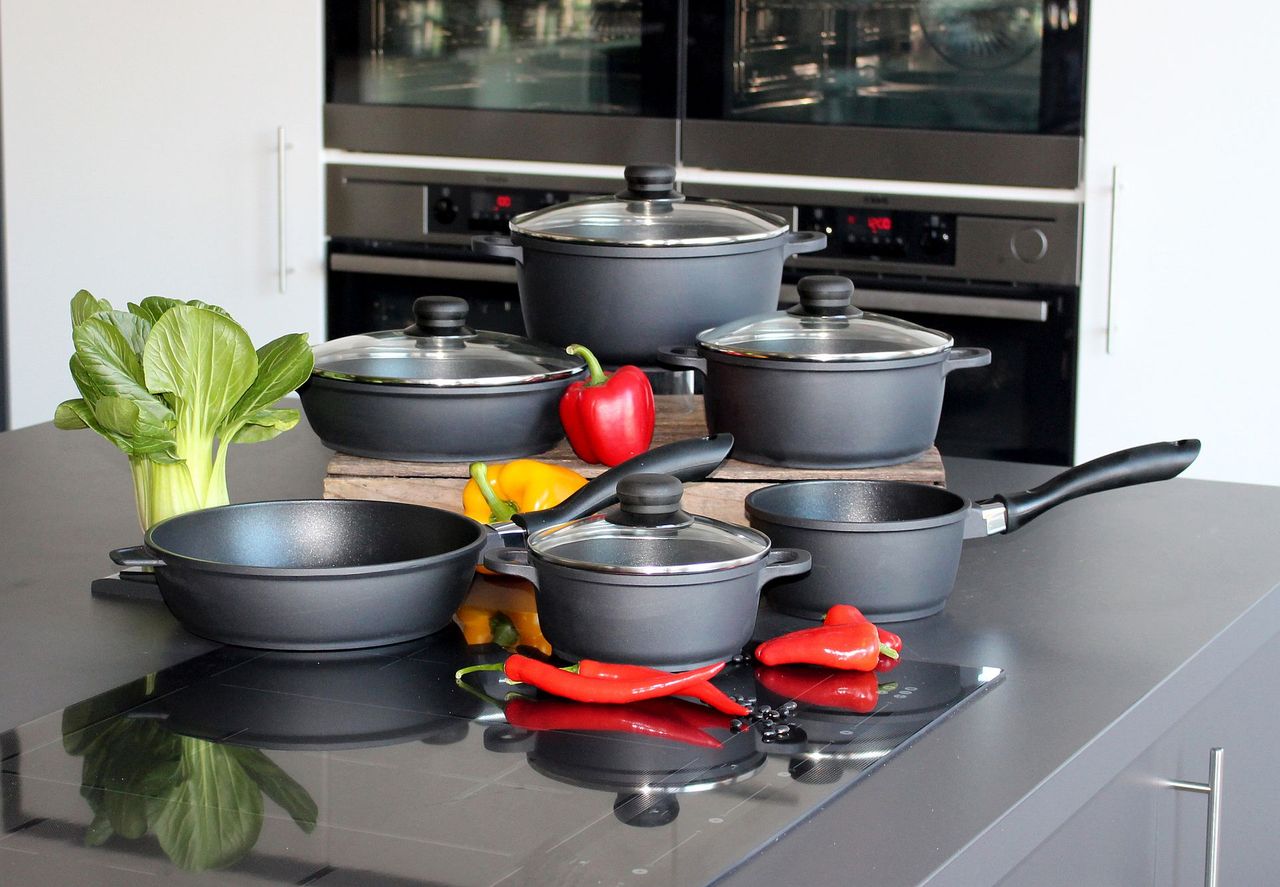 ELO Topfset Black Cast 6 teilig