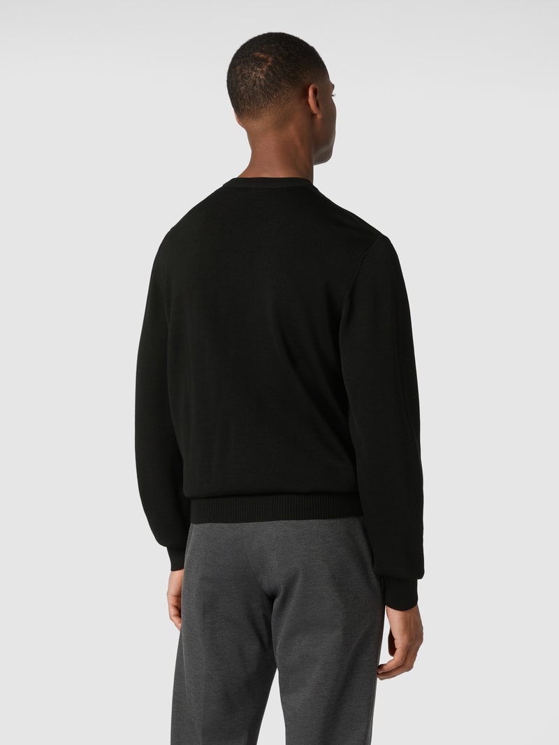Pullover aus Schurwolle in schwarz