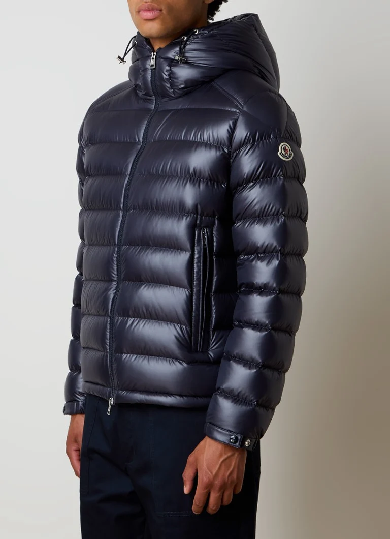 Geacă Moncler Besines cu glugă și puf de gâscă