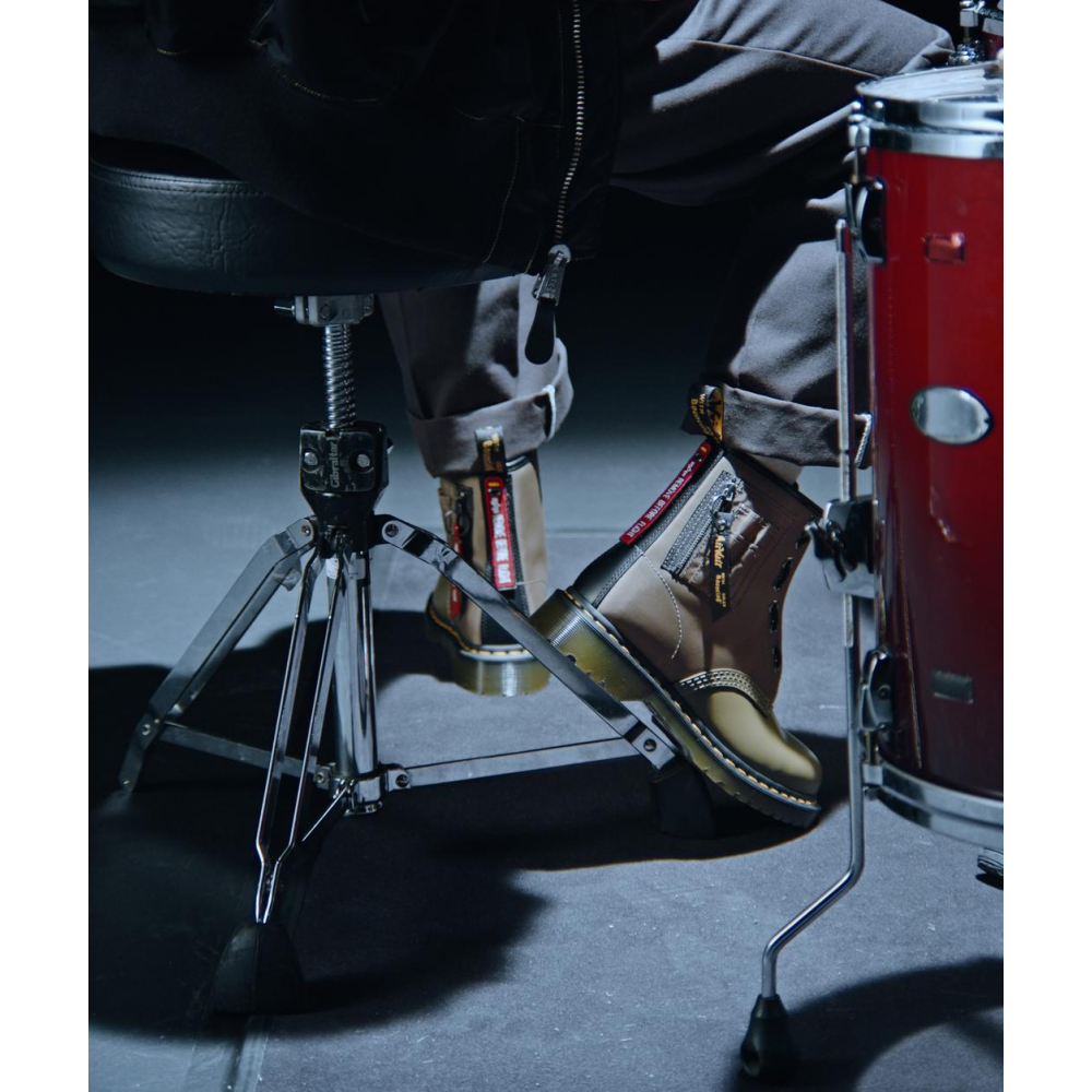 Dr. Martens x Alpha Industries 1460 Ben 31718388 / grün