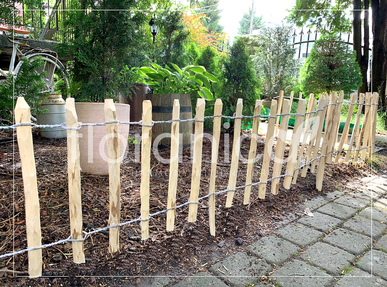 Pemicont Floranica Haselnussholz Rollzaun Imprägnierter Gartenzaun 2 Höhen Blumenbeet Palisade Tierschutz Barriere Lattenabstand: 4 6 cm Höhe: 50 cm hoch x lfm (Menge)