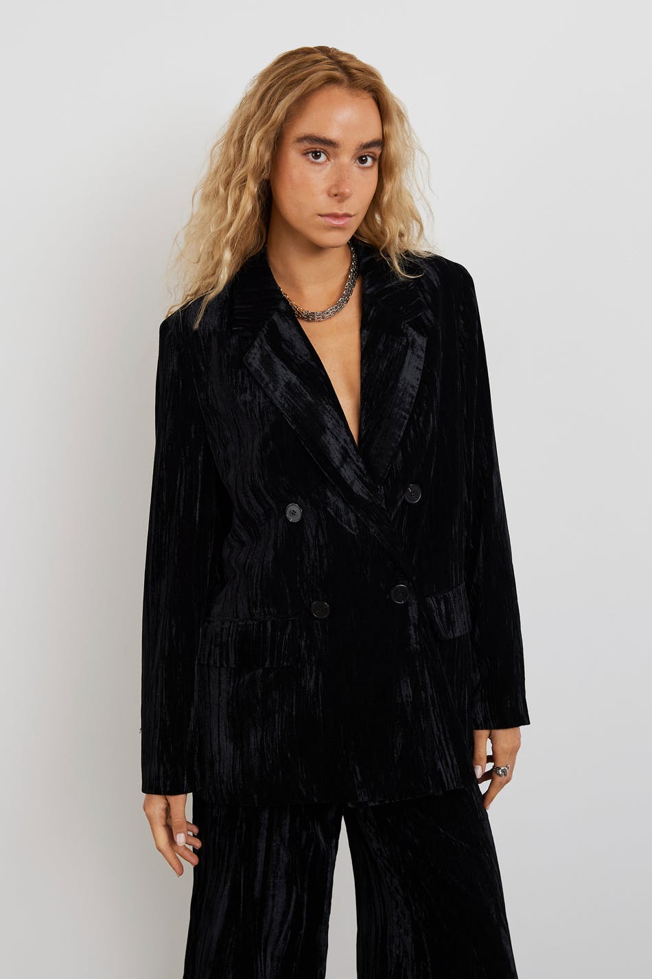 Kirsten velvet blazer
