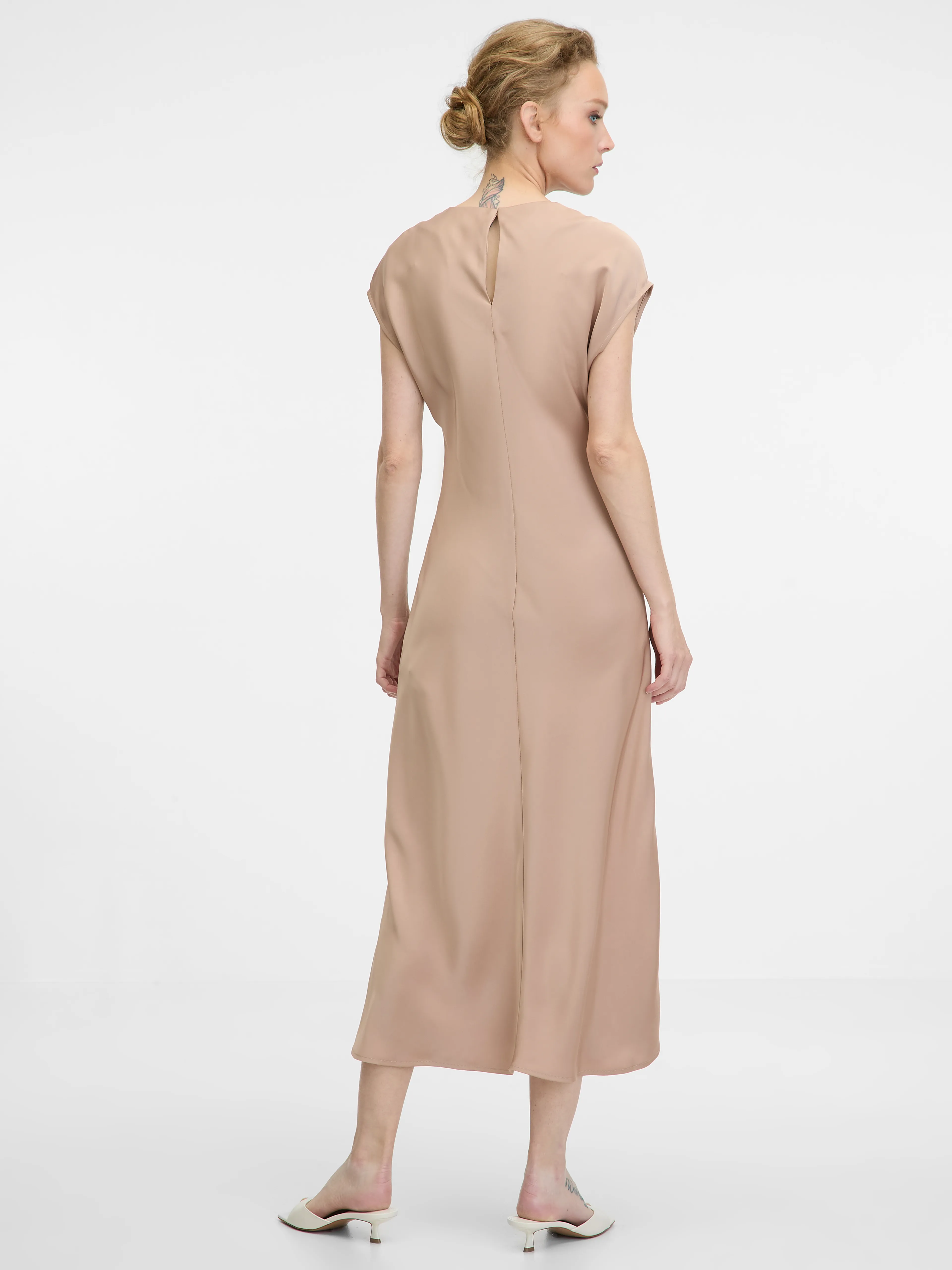 Beigefarbenes Damen-Midikleid ORSAY