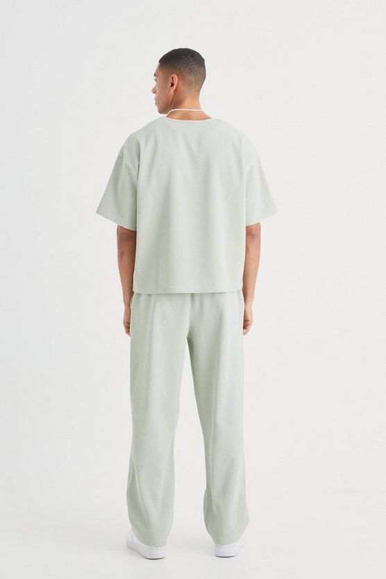 Kastiges Oversize T-Shirt & Hose