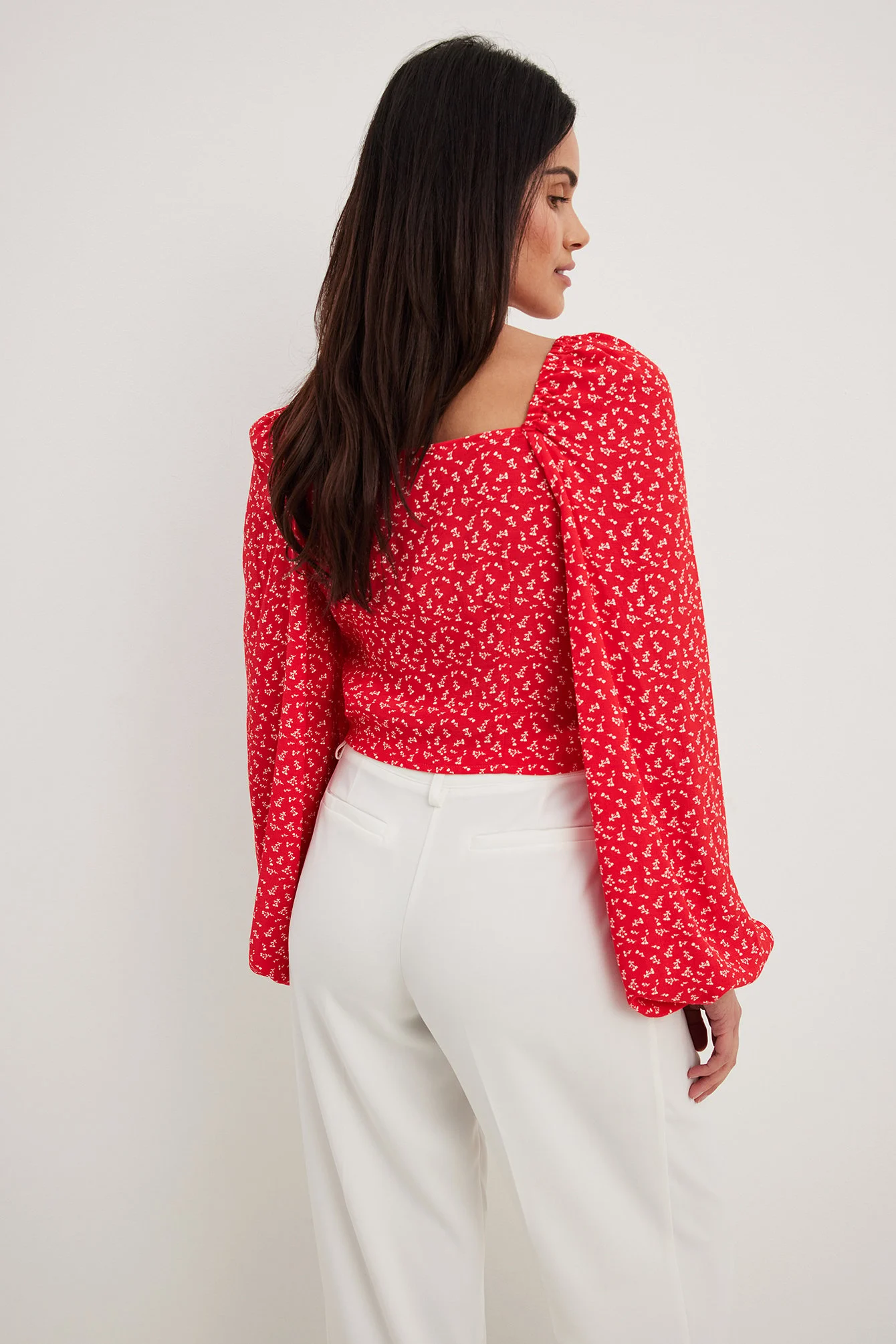 Langärmelige Bluse mit Kordelzug