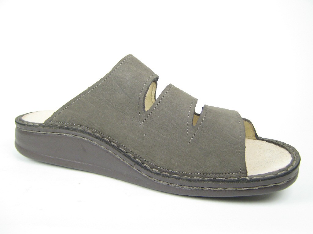 FINN COMFORT Pantoletten braun