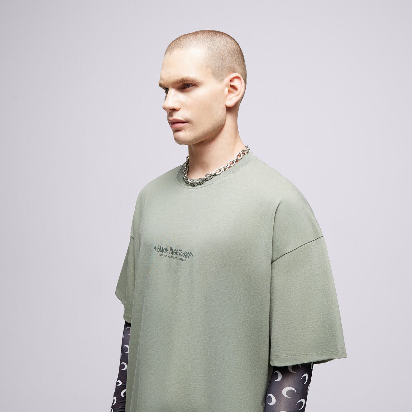 S.NOW JOB SIZEER T SHIRT “BLANK PAGE”-OLIVE Grün