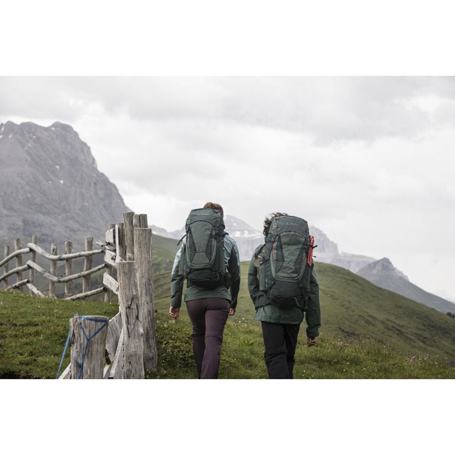 Asymmetric 38+8 Trekkingrucksack Damen