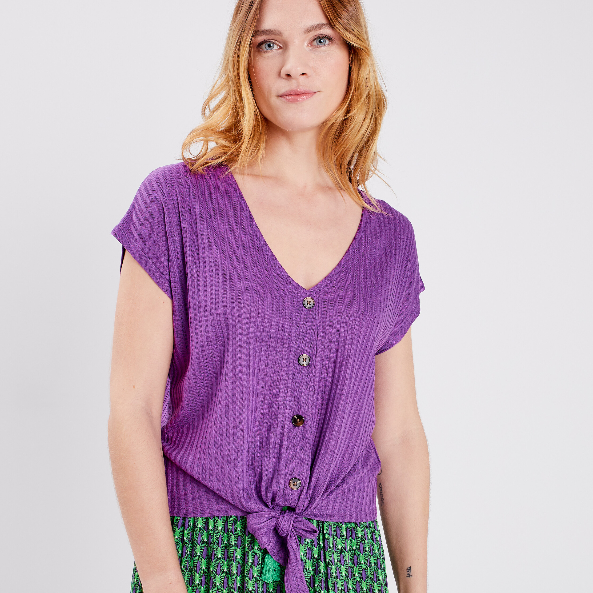T-shirt manches courtes avec noeud violet femme | La Halle