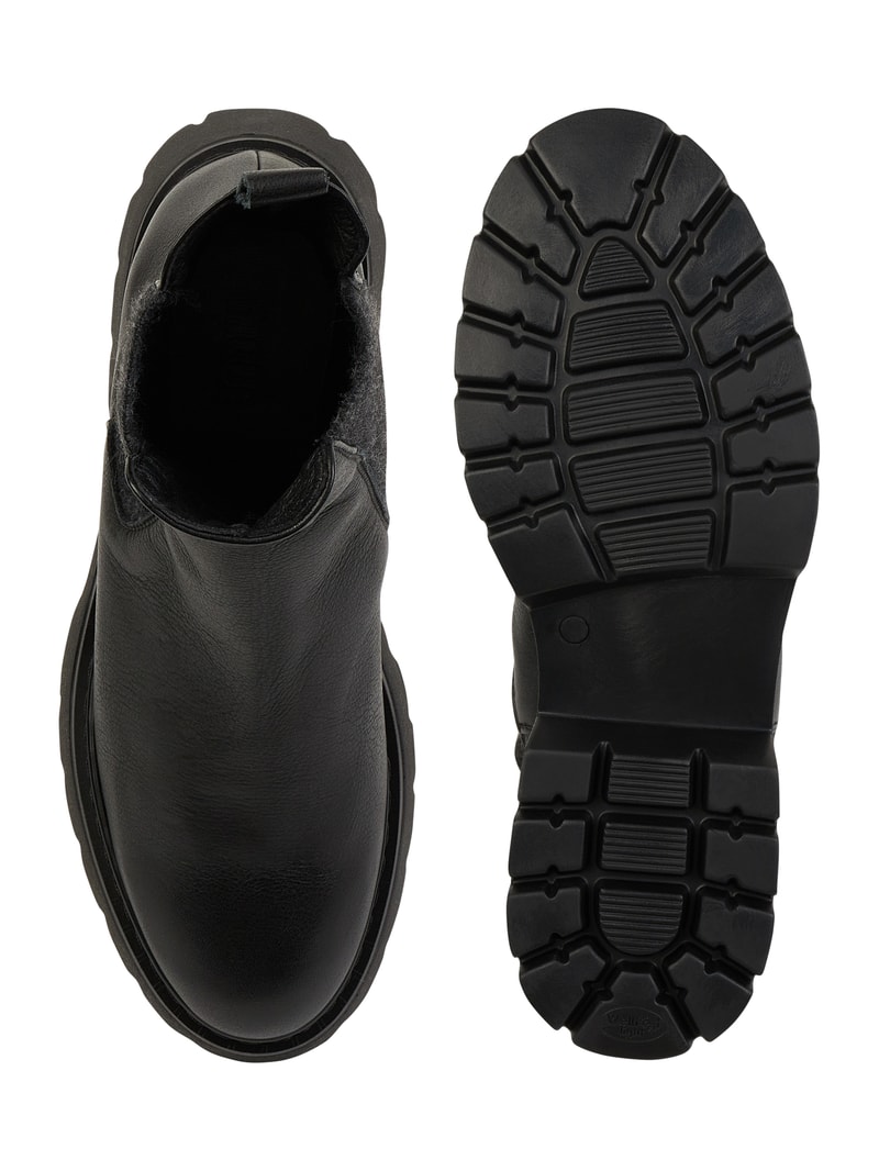 Chelsea Boots aus Leder in schwarz