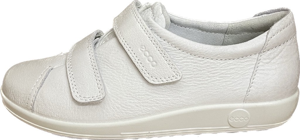 ECCO Sportliche Slipper weiss