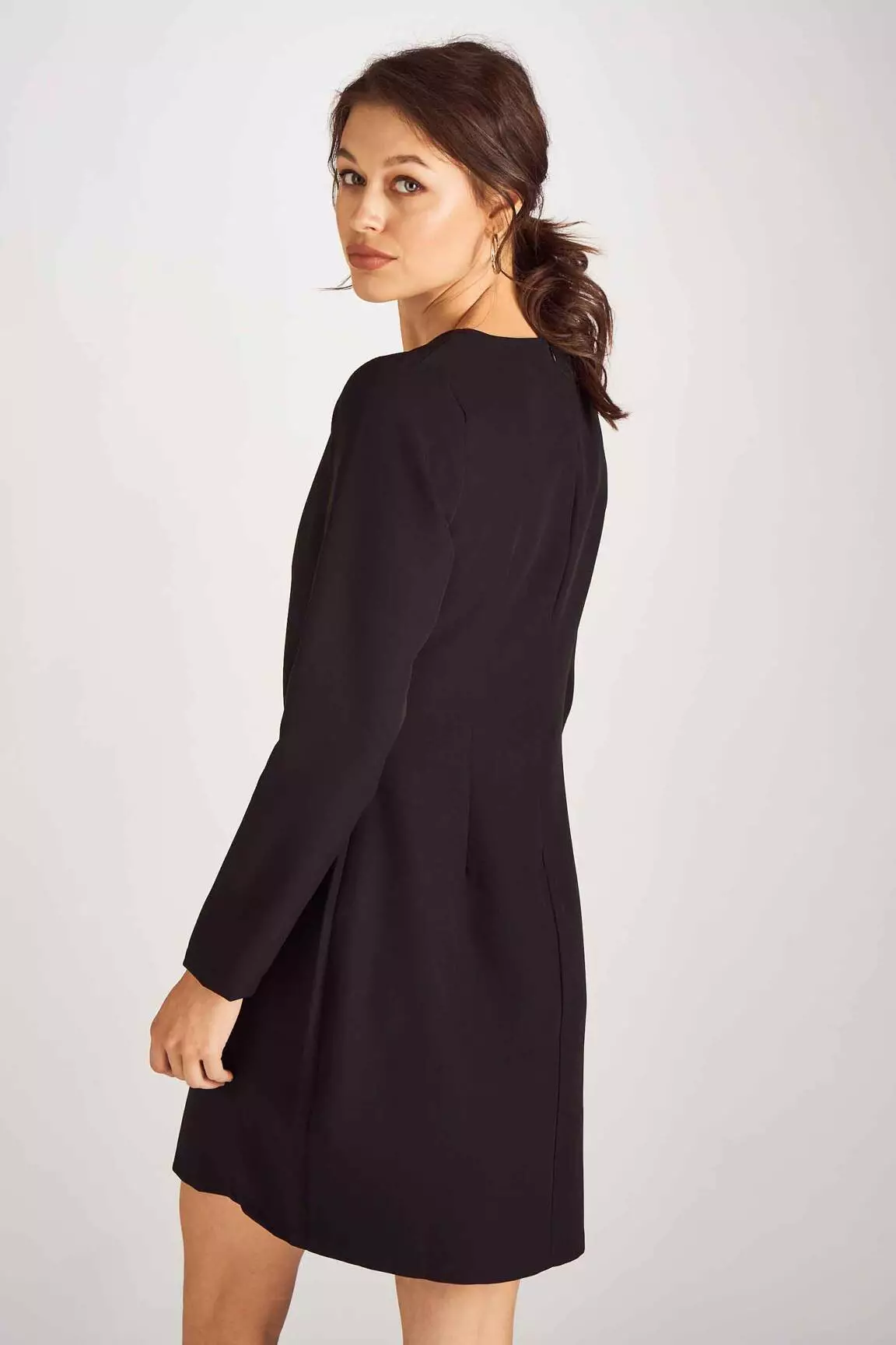 Astrid Black Label Robes Courtes Femme couleur noir