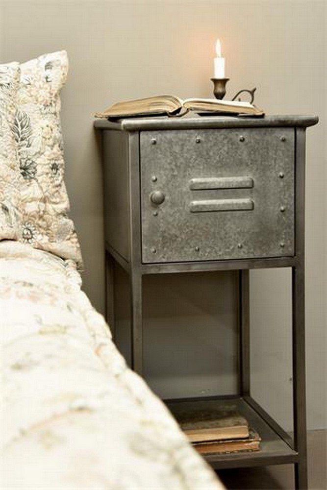 daslagerhaus living Bauernschrank Beistellschrank Vintage Metall grau