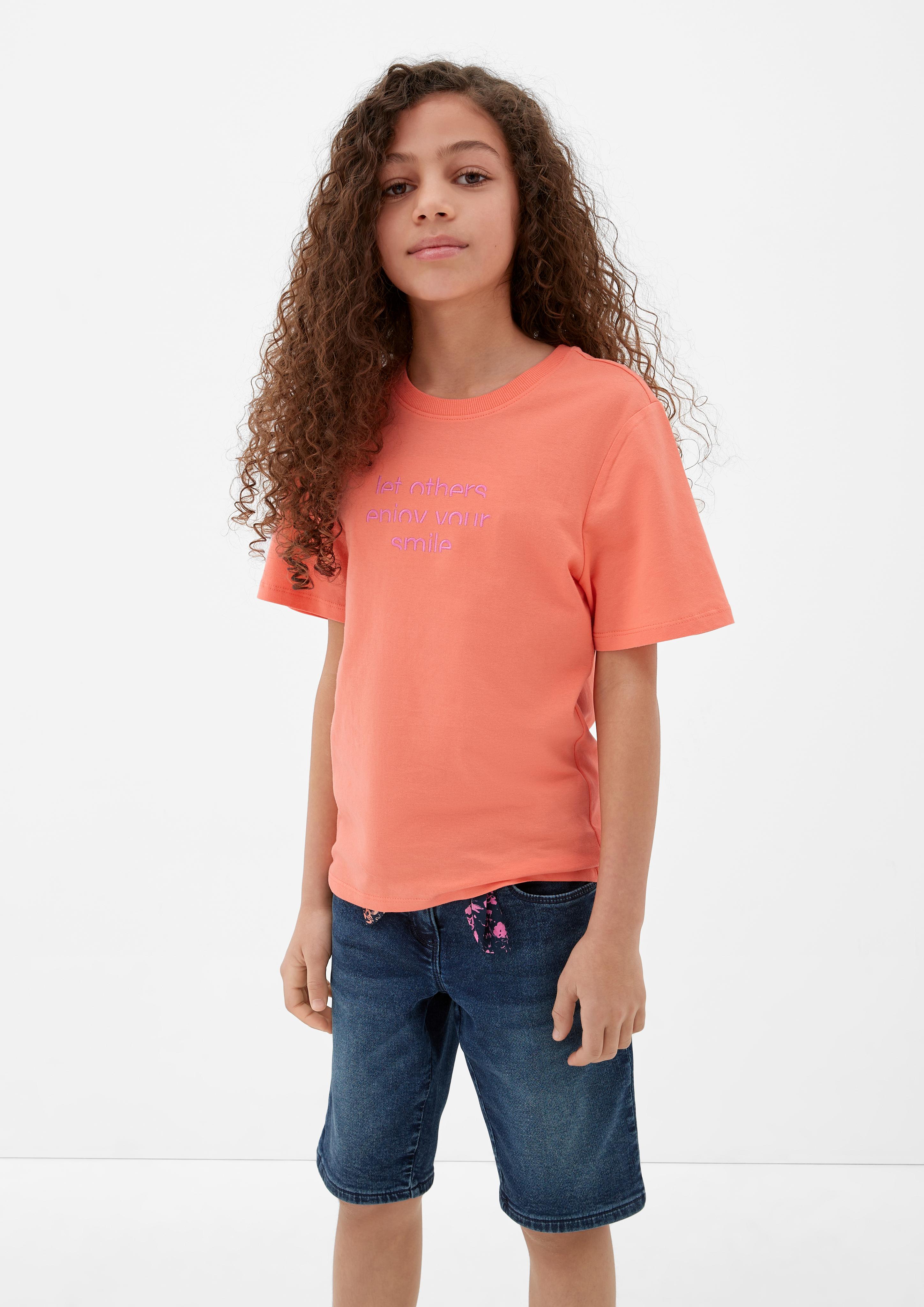 T-Shirt mit Stickerei  2128032-2034