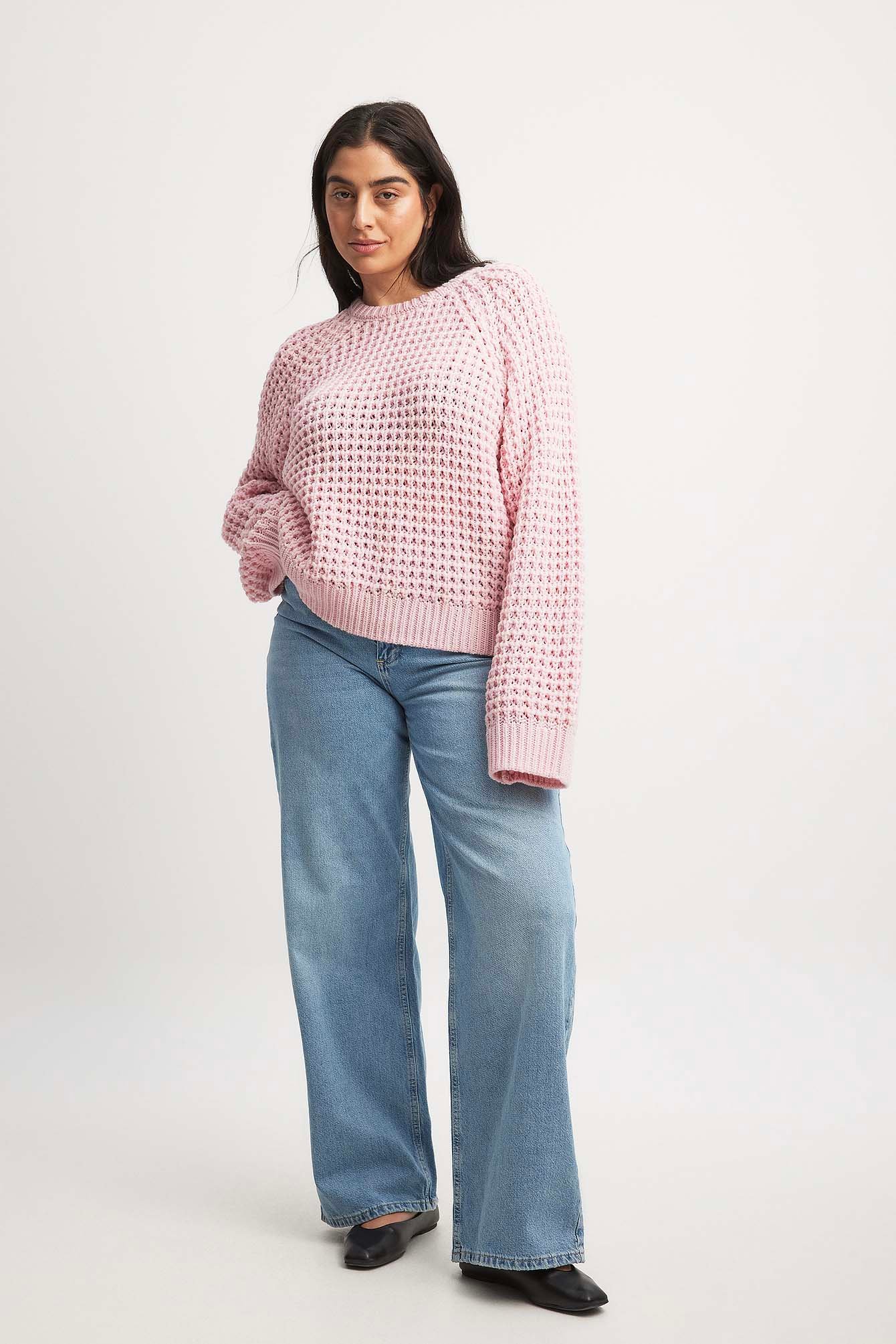 Rundhalsausschnitt Strickpullover