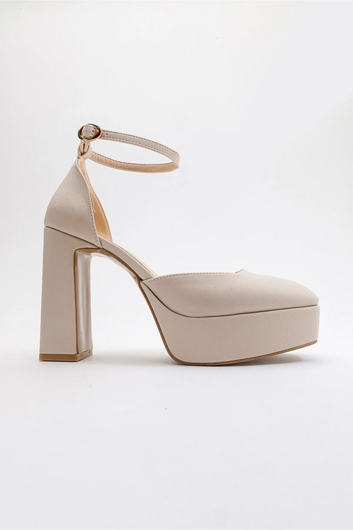 LuviShoes  Damen-Schuhe mit Absatz in Tear-Beige
