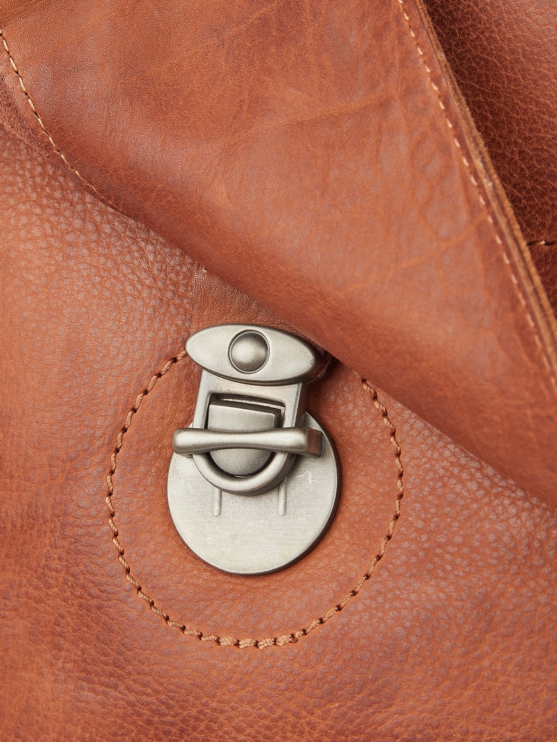Messenger Bag aus Leder in cognac