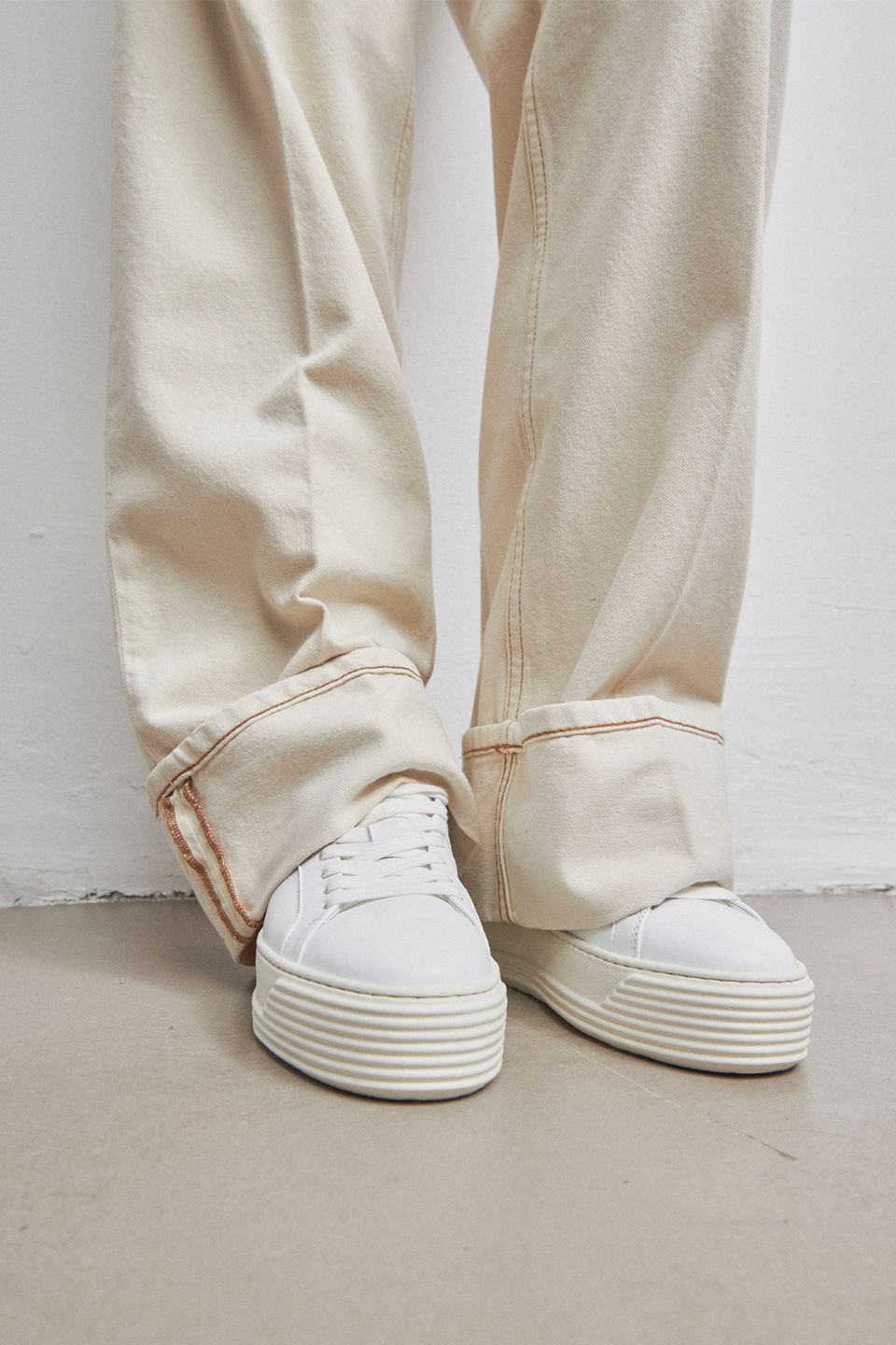 CPH209 leather milk