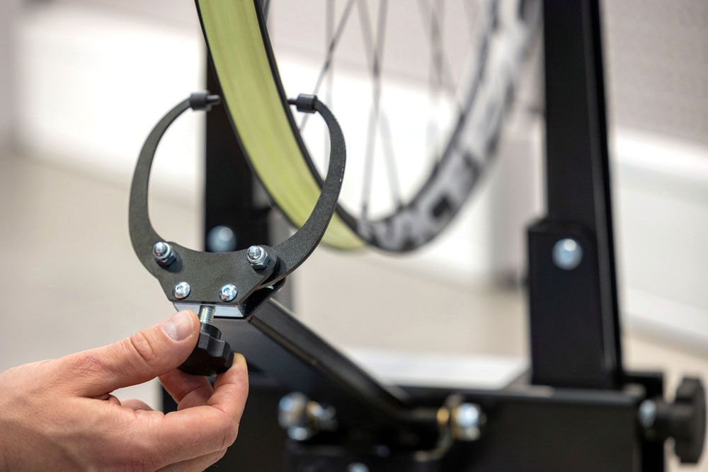 Unior Tools Profi Zentrierständer 1689 kaufen | Bike-Discount