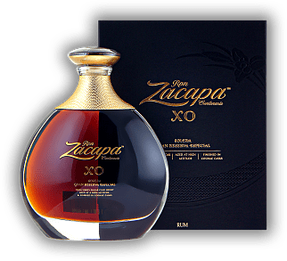 Zacapa Centenario XO. Solera Gran Reserva Especial Zacapa Centenario XO. Solera Gran Reserva Especial Ein vielfach ausgezeichneter und in limitierter Menge produzierter Super-Premium Rum. Finished in Cognac Casks. 0,7	 Liter - Vol 40%