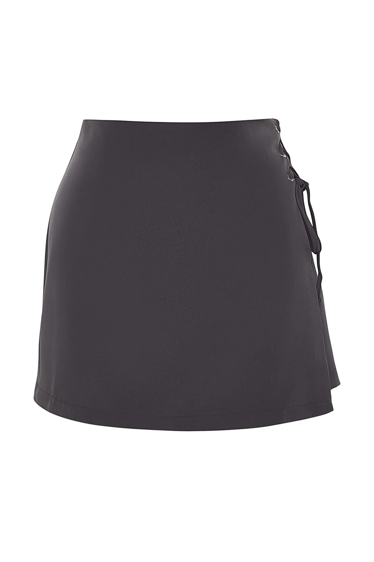 Trendyol Curve  Grauer, gewebter, gebundener Shorts-Rock TBBSS22AP00001