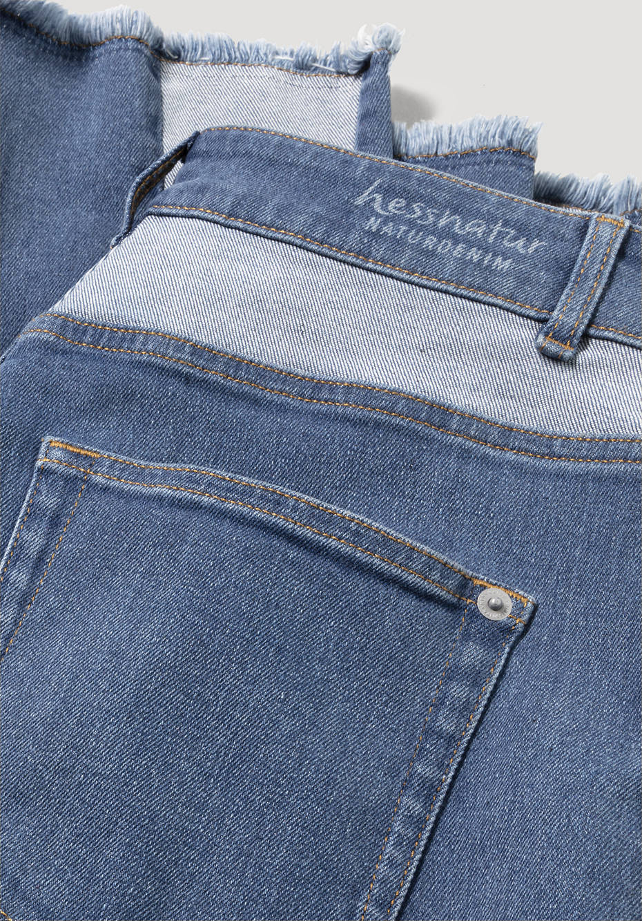 Jeans ALVA Mid Rise Wide Leg aus Bio-Denim
