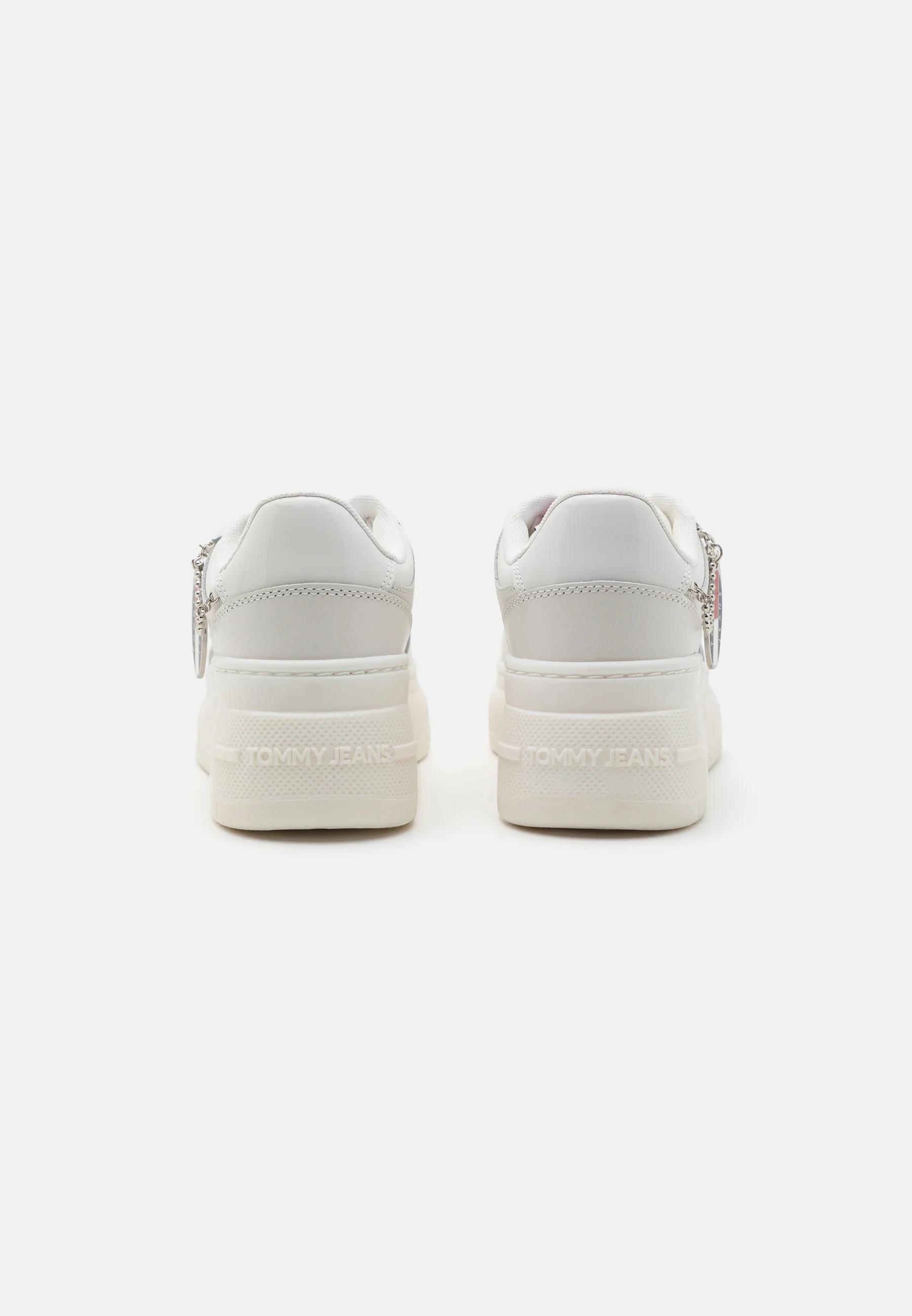 Tommy Jeans RETRO BASKET FLATFORM CHARM - Zapatillas bajas