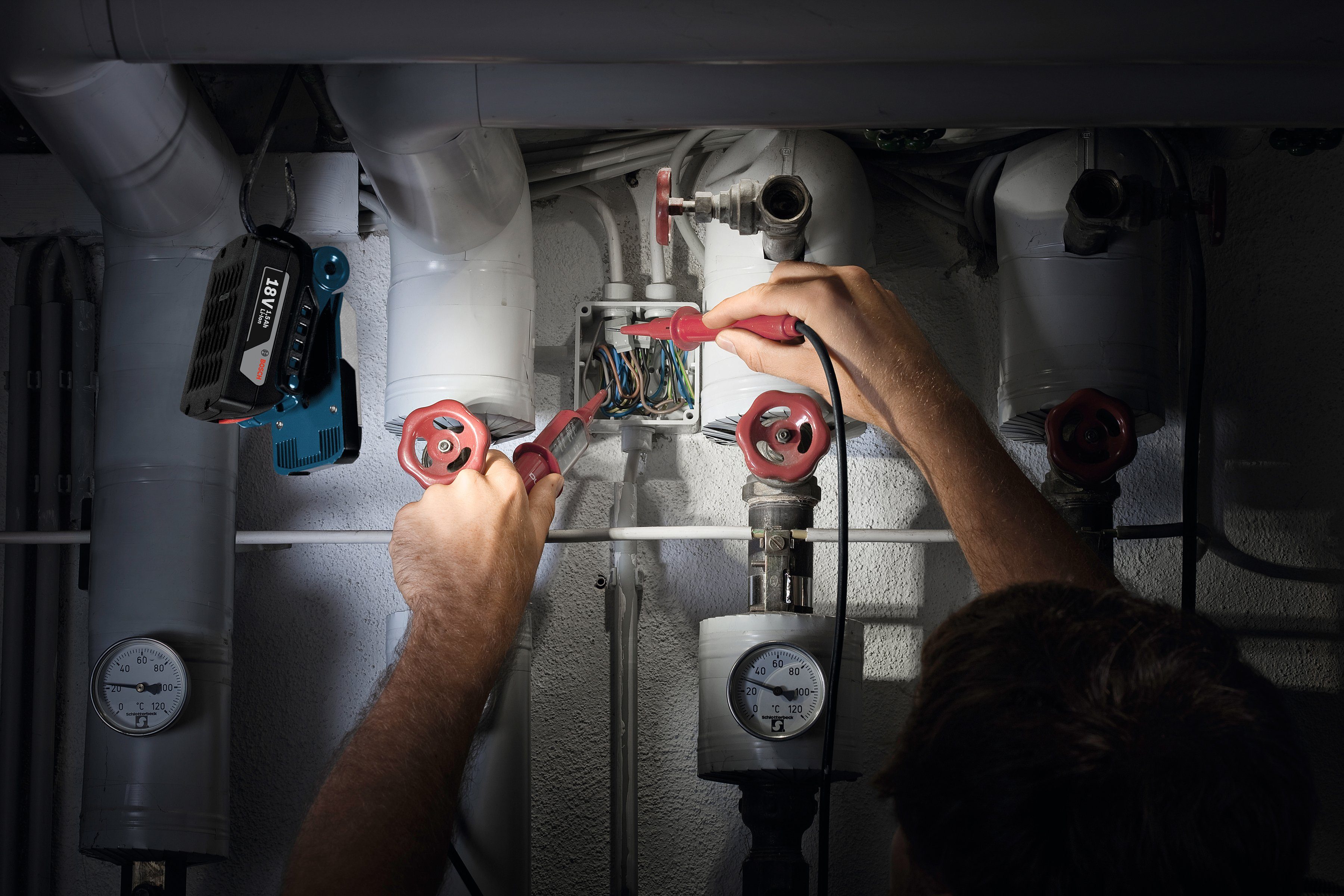Bosch Professional LED Arbeitsleuchte GLI VariLED 18 V-LI, LED fest integriert, 18 V, ohne Akku und Ladegerät