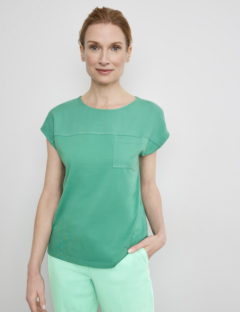 T-Shirt mit Material-Patch und Ziersteinchen