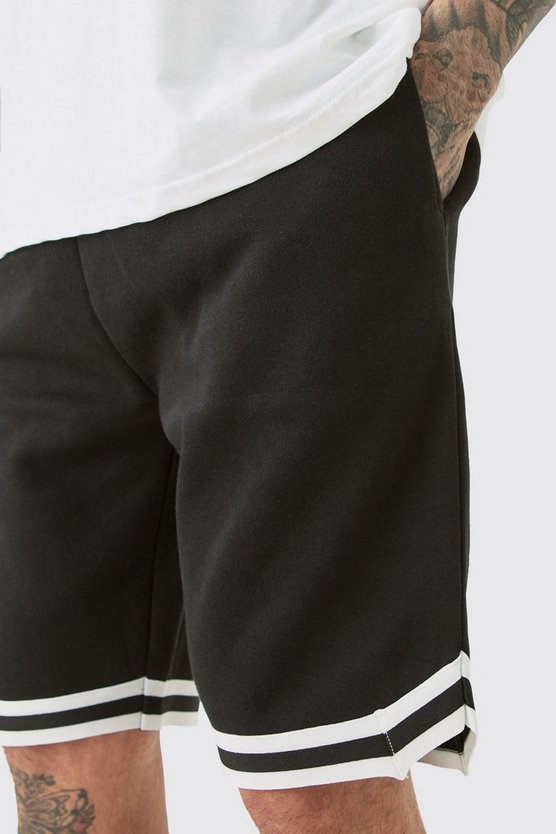 Tall lockere Basketball-Shorts in Schwarz