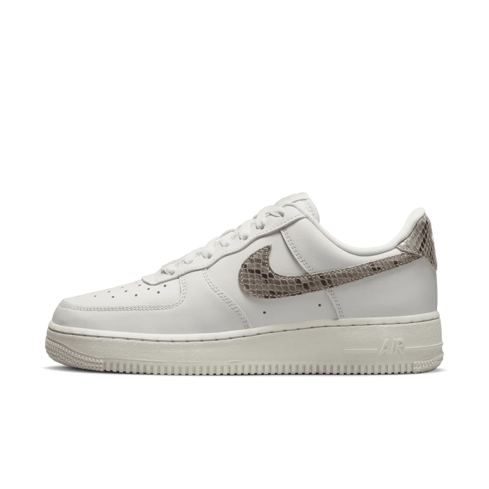 Nike Air Force 1 Low 07 DD8959-002 / weiss