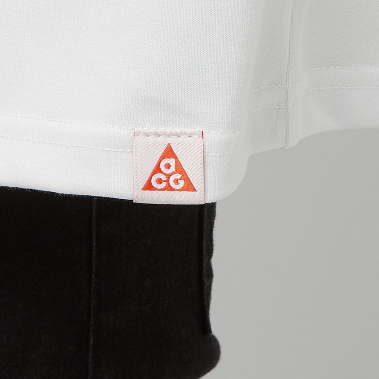 NIKE ACG Wildwood T-Shirt summit white