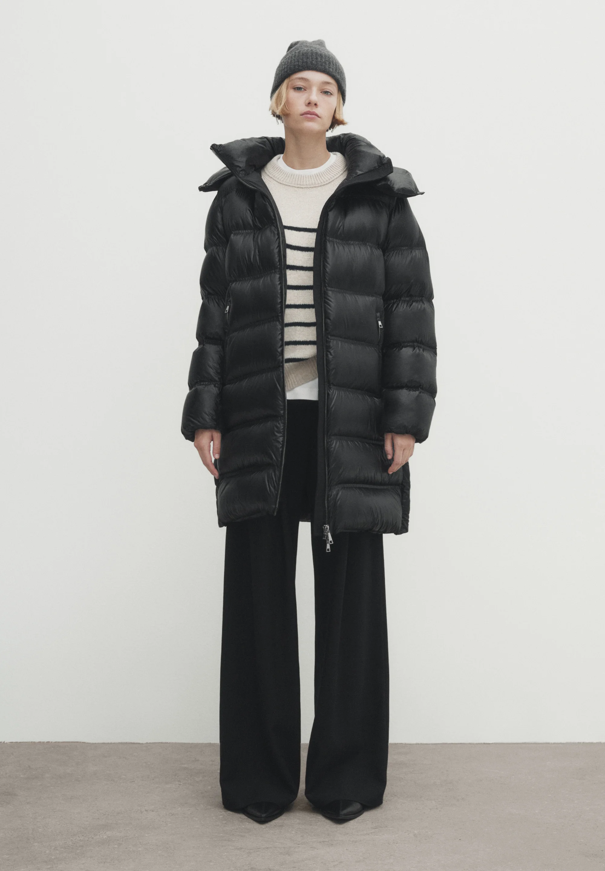 Massimo Dutti LARGO CON Y CONTRASTE - Chaqueta de plumas