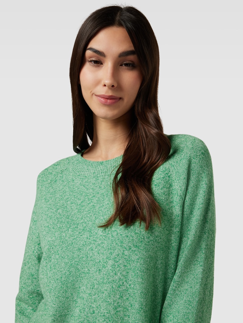 Strickpullover mit Rundhalsausschnitt Modell 'DOFFY' in apfelgrün