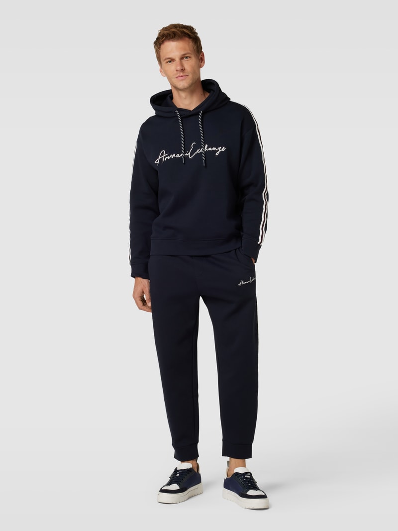 Hoodie mit Kapuze in dunkelblau