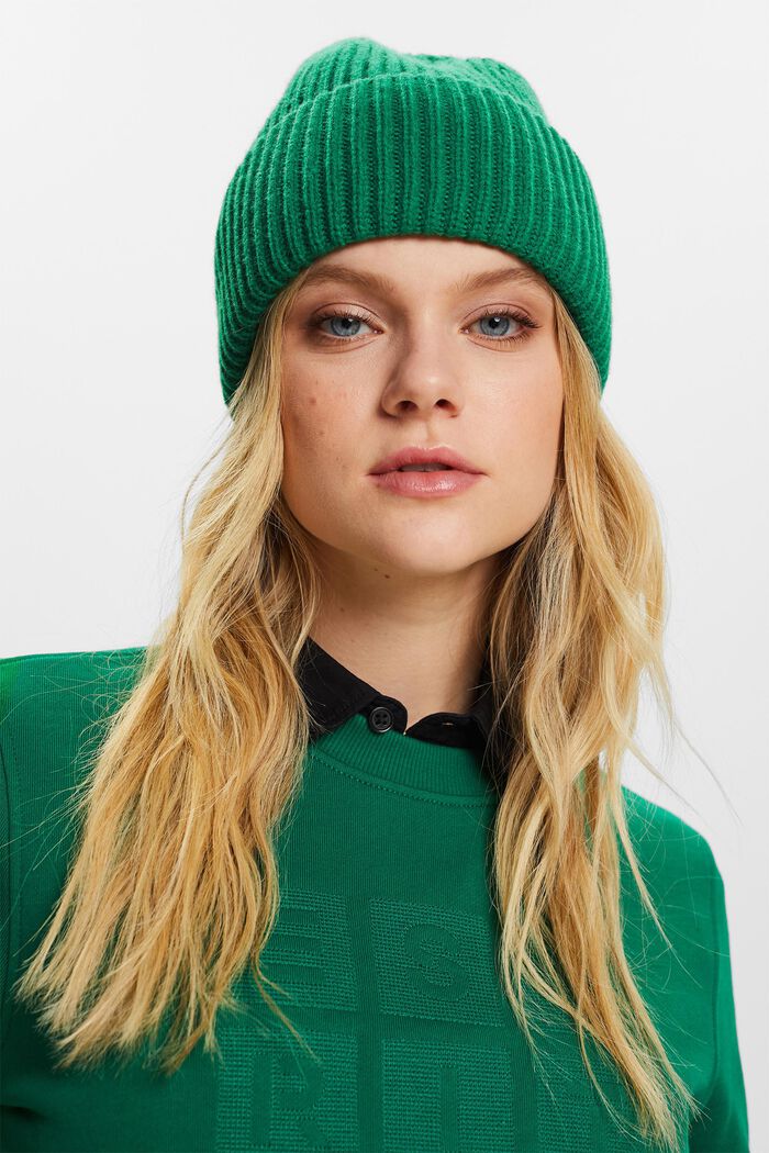 Rippstrick-Beanie