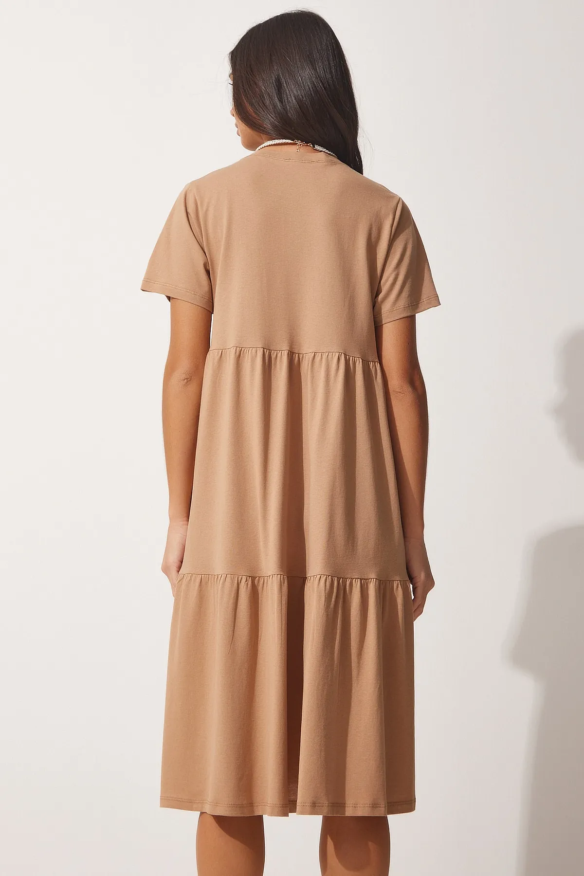 Happiness İstanbul  Bequemes Sommerkleid für Damen mit Biskuit-V-Ausschnitt AP00184