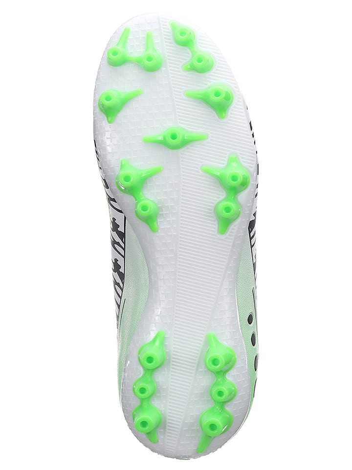 Jako Natur- und Kunstrasen-Fußballschuhe 