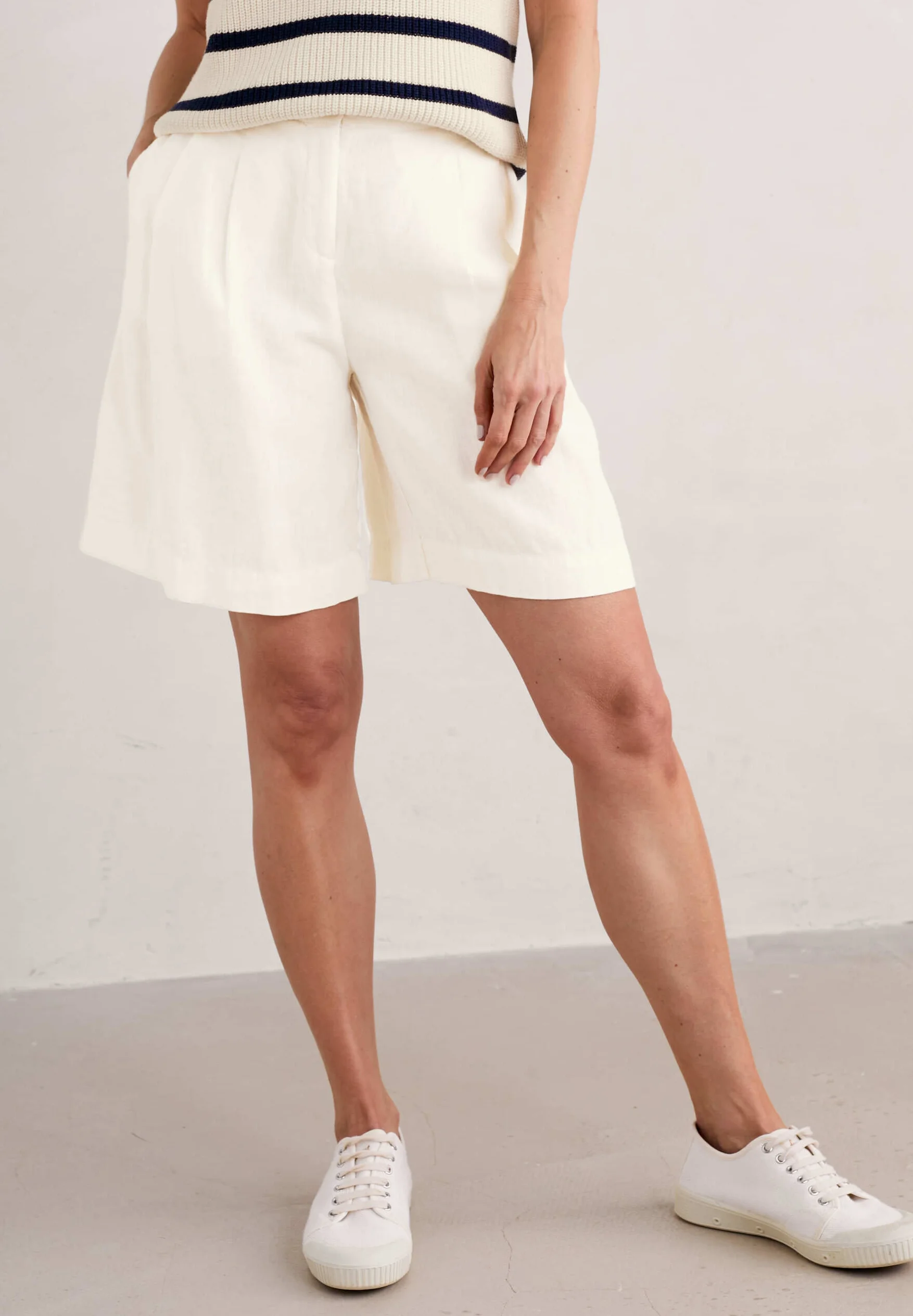Seasalt Cornwall CLOVER BLOOM - Pantalones cortos