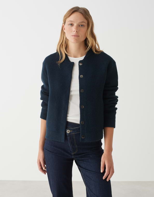 Cardigan Domba