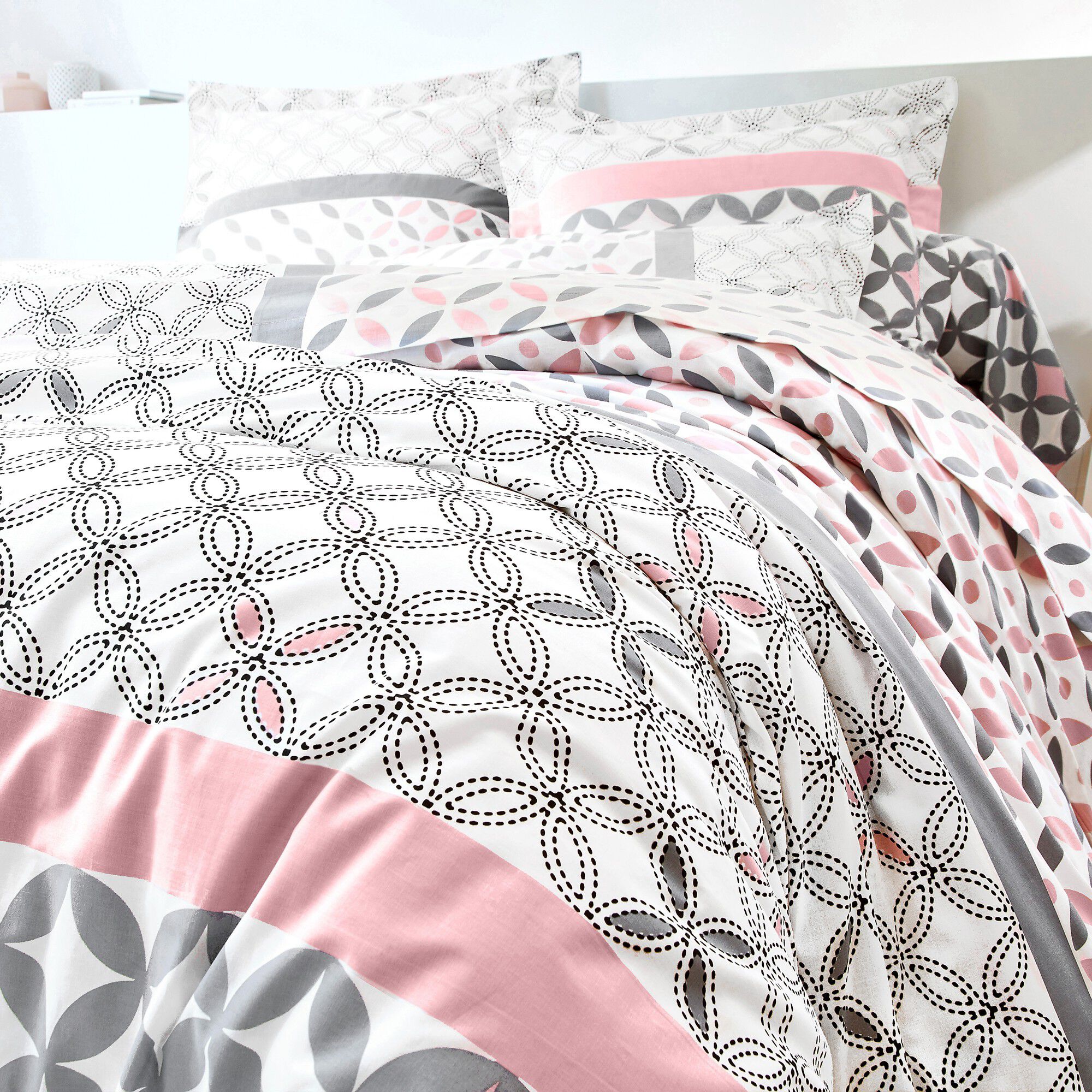 Linge de lit Marlow en coton motifs géométriques