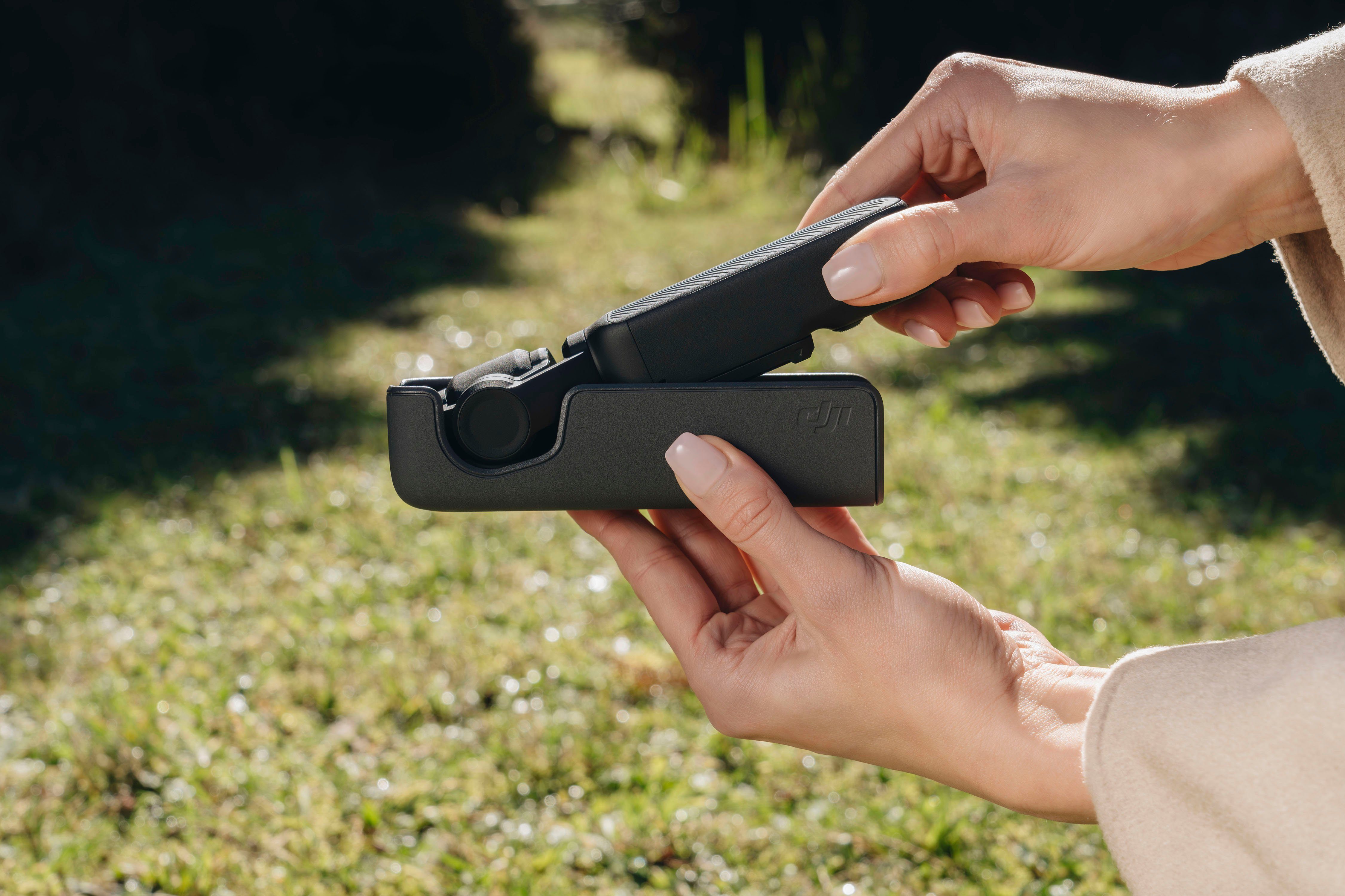 DJI Osmo Pocket 3 Camcorder (4K Ultra HD, Bluetooth)