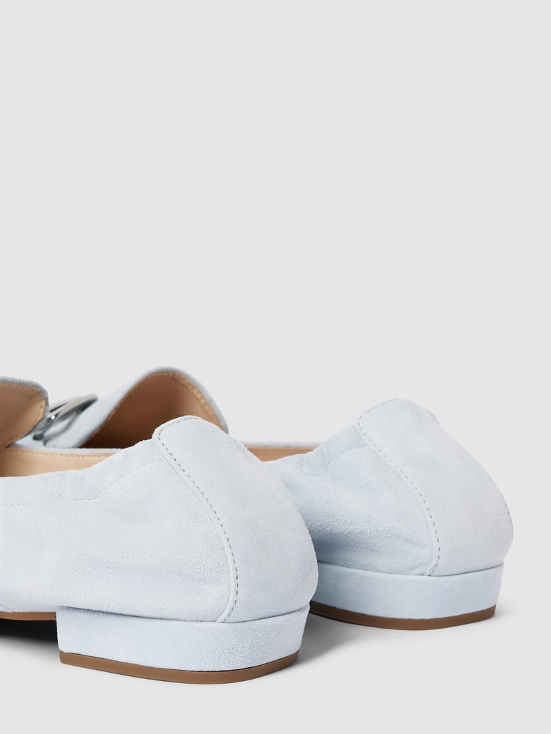 Penny-Loafer mit Zierbesatz in hellblau