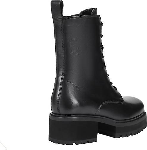 ekonika Schuhe mit modischer Traktorsohle