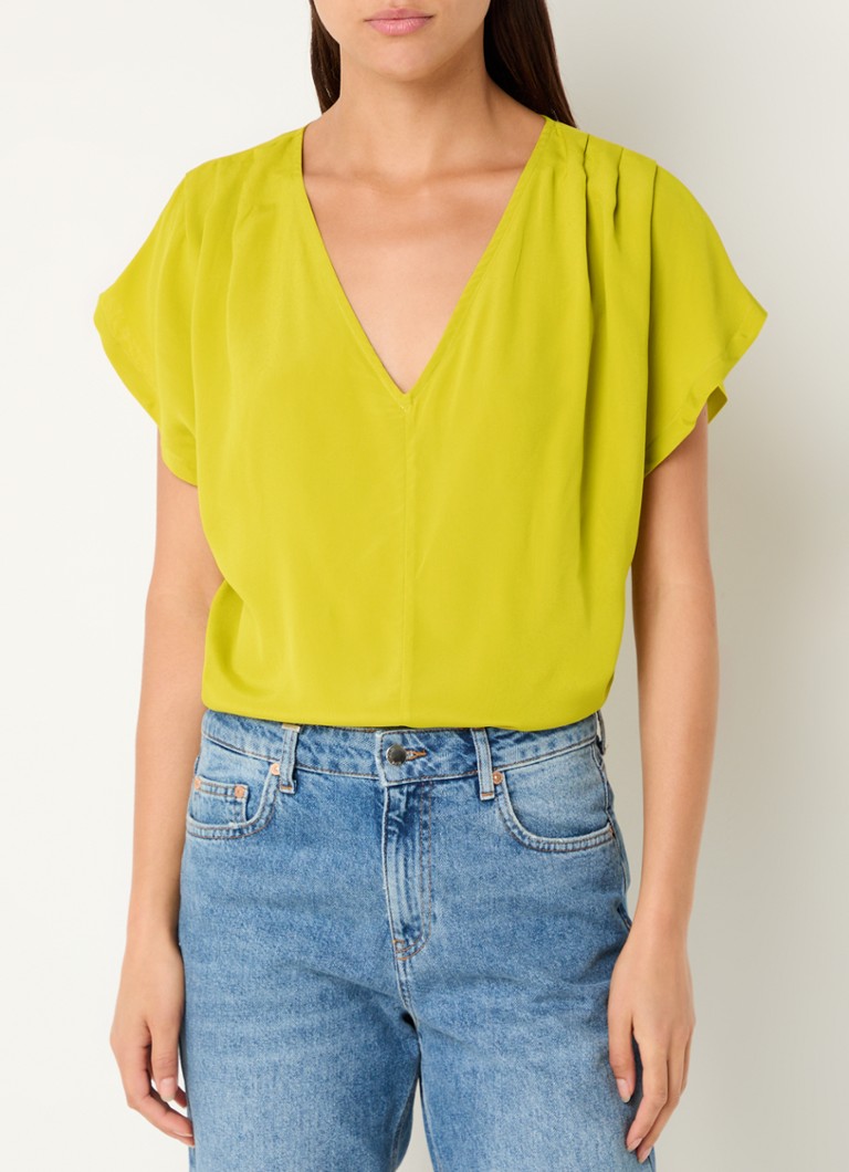 Benetton Tunic with V-neck and butterfly sleeve
