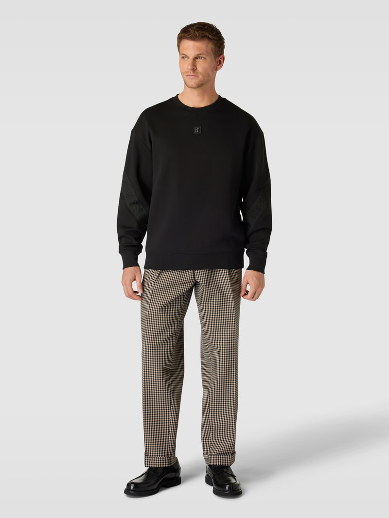 Sweatshirt mit Label-Patch Modell 'Dettles' in schwarz