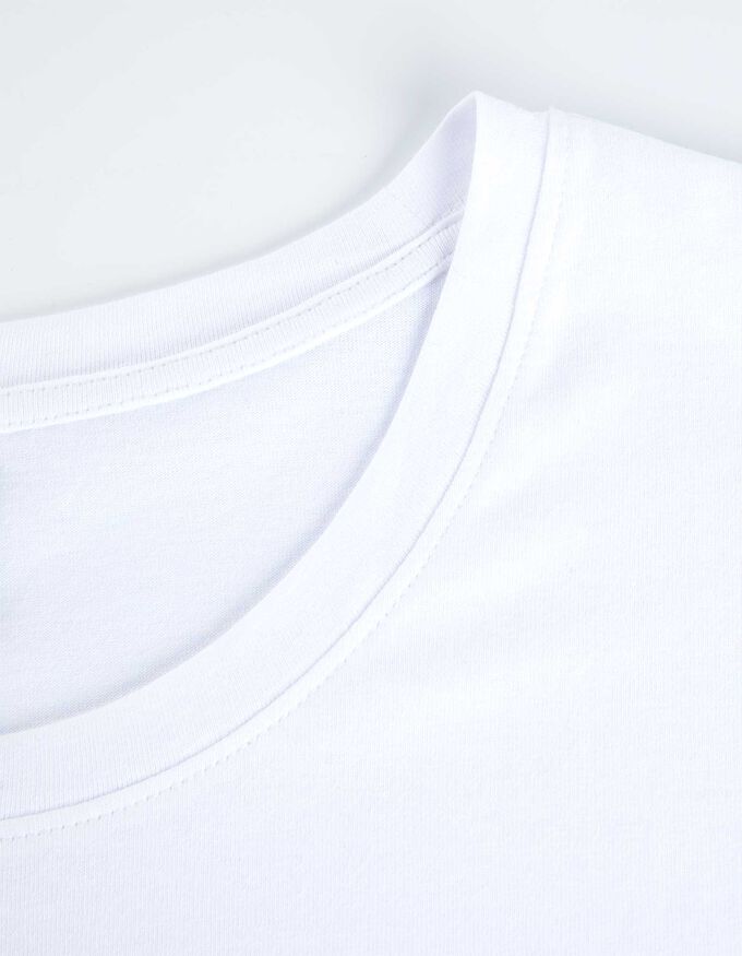 T-Shirt - Stickereien
